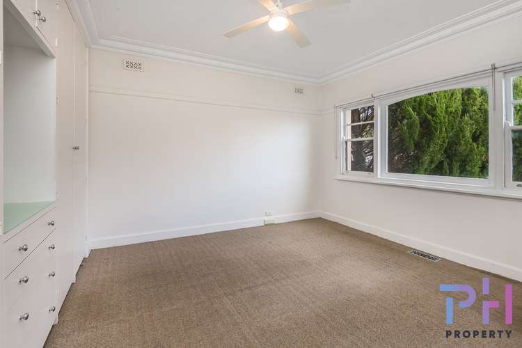Fourth view of Homely house listing, 33 Hammer Street, Flora Hill VIC 3550