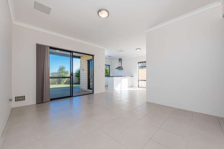Fourth view of Homely house listing, 8 Vinci Entrance, Sinagra WA 6065