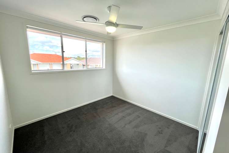 Fifth view of Homely house listing, 32 Violet Road, Hamlyn Terrace NSW 2259