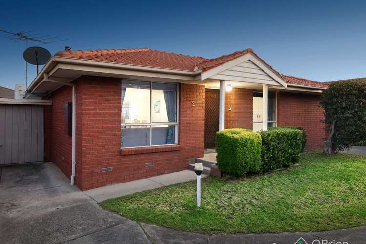 Main view of Homely unit listing, 2/13 Normanby Street, Hughesdale VIC 3166
