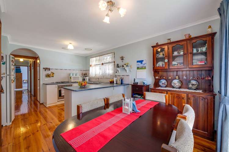 Second view of Homely house listing, 22 Franleigh Drive, Narre Warren VIC 3805