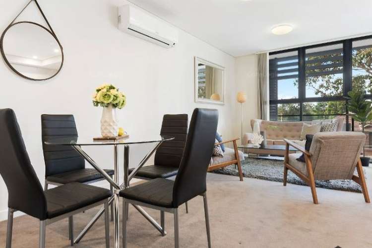 Third view of Homely apartment listing, Level 1/18/40 Edgeworth David Avenue, Waitara NSW 2077