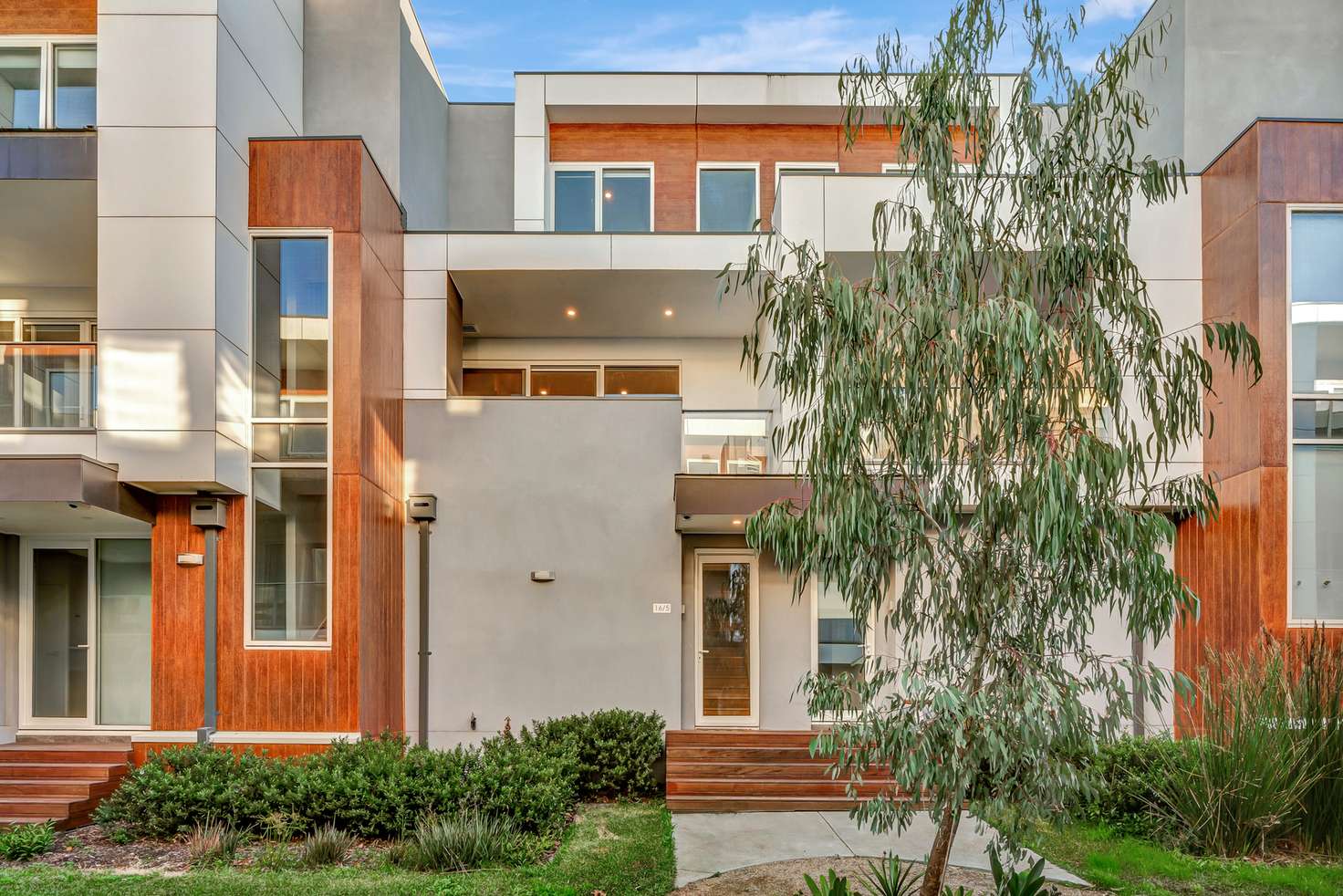 Main view of Homely townhouse listing, 16/5 Hay Street, Box Hill South VIC 3128