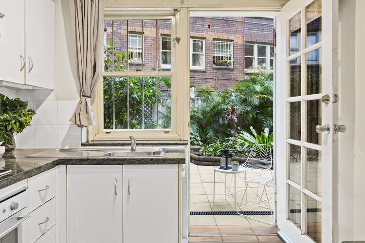 Third view of Homely studio listing, 2/4 McDonald Street, Potts Point NSW 2011