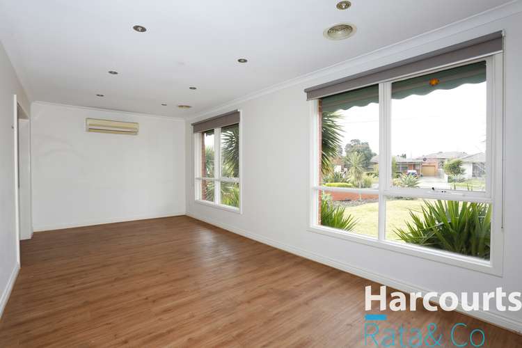 Second view of Homely house listing, 3 Almond Court, Thomastown VIC 3074