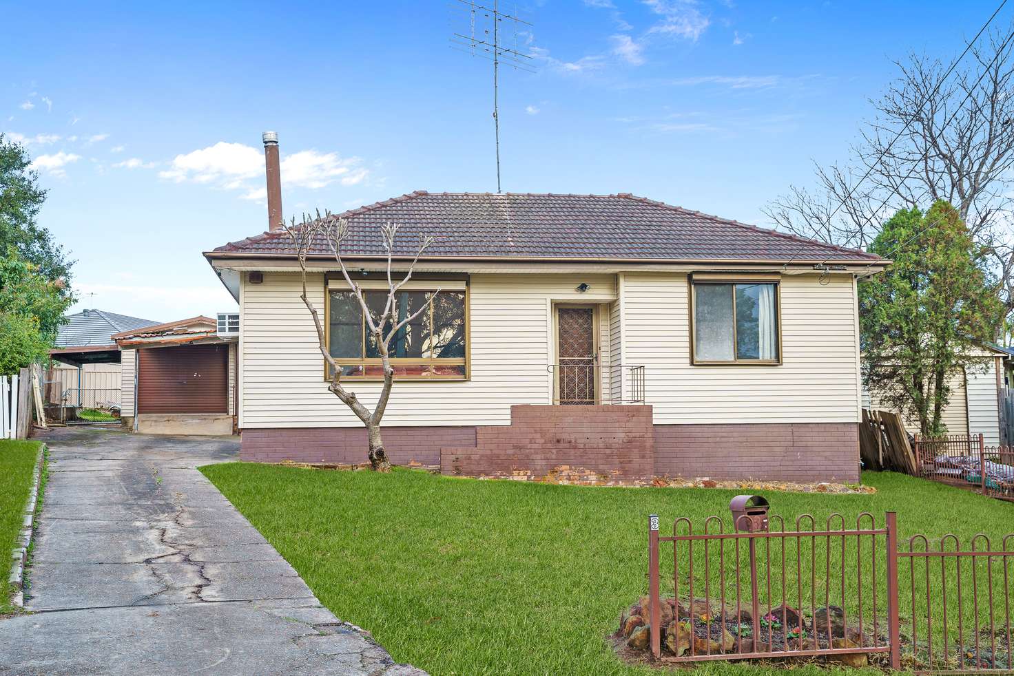 Main view of Homely house listing, 3 Dawn Drive, Seven Hills NSW 2147
