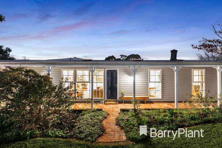 2 Landscape Drive, Mooroolbark VIC 3138