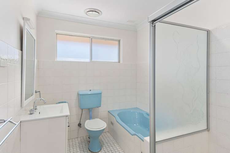 Fifth view of Homely unit listing, 4/32 Connaghan Avenue, East Corrimal NSW 2518