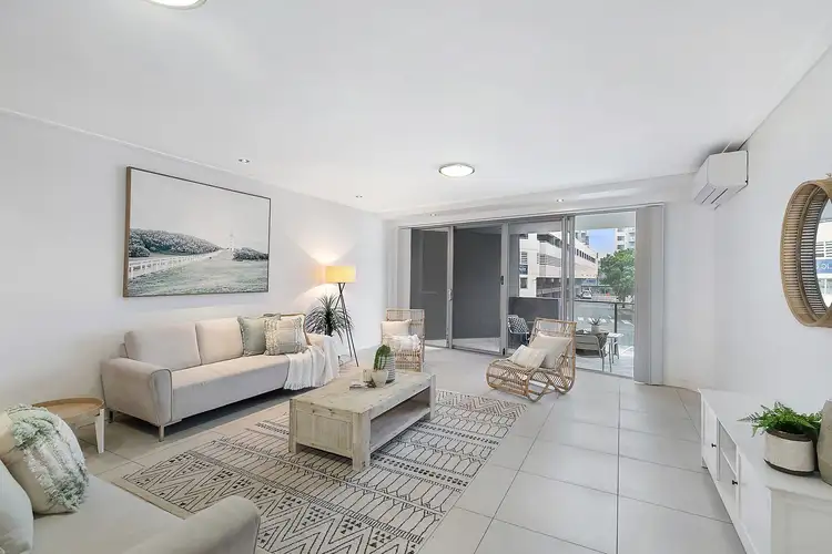 7/35-37 Coral Street
