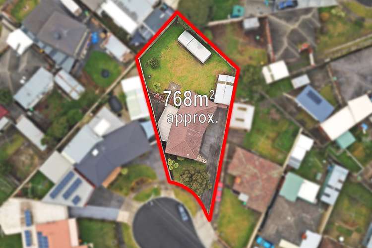 Second view of Homely house listing, 10 Blair Court, Thomastown VIC 3074