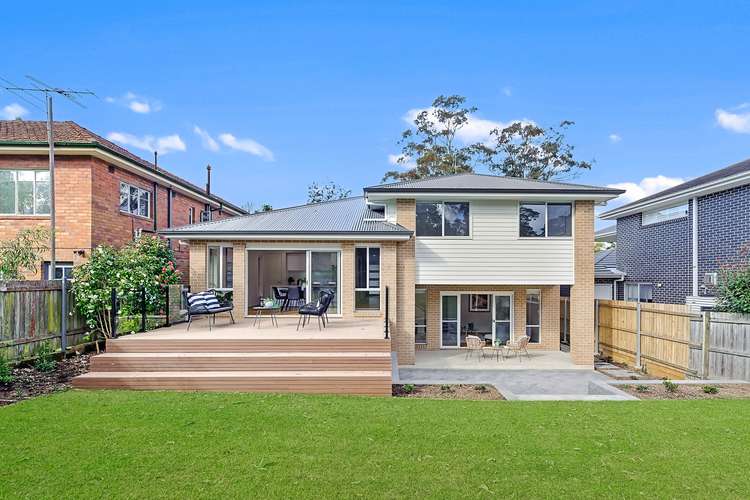 12 Redgrave Road, Normanhurst NSW 2076