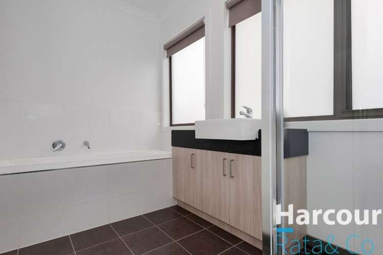 Fifth view of Homely house listing, 104/19 Positano Way, Lalor VIC 3075