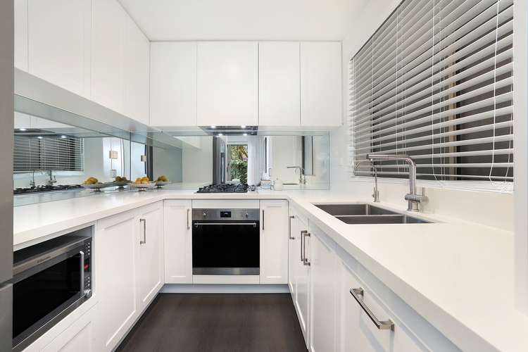 Sixth view of Homely apartment listing, 1/115 Wellington Street, Bondi Beach NSW 2026