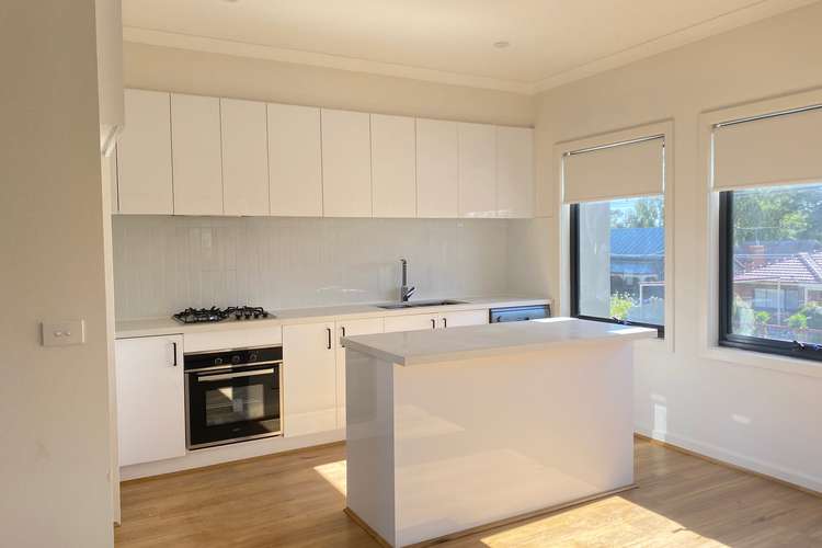 Second view of Homely townhouse listing, 2/86 Mount View Road, Lalor VIC 3075