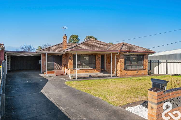 Second view of Homely house listing, 4 Noel Court, Thomastown VIC 3074