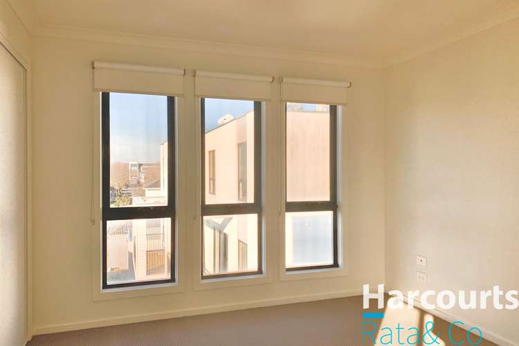 Fifth view of Homely townhouse listing, 30/8 Moresby Court, Craigieburn VIC 3064