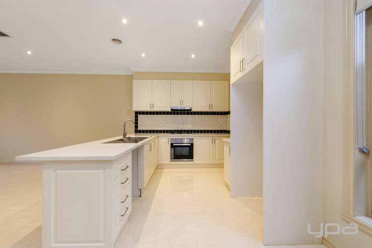 Fourth view of Homely unit listing, 2/913 Ballarat Road, Deer Park VIC 3023