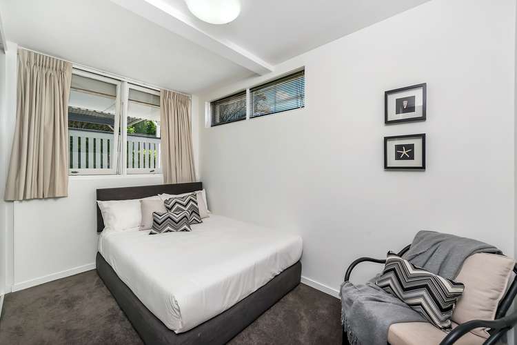 Third view of Homely apartment listing, 4/14 Lucy Street, Milton QLD 4064