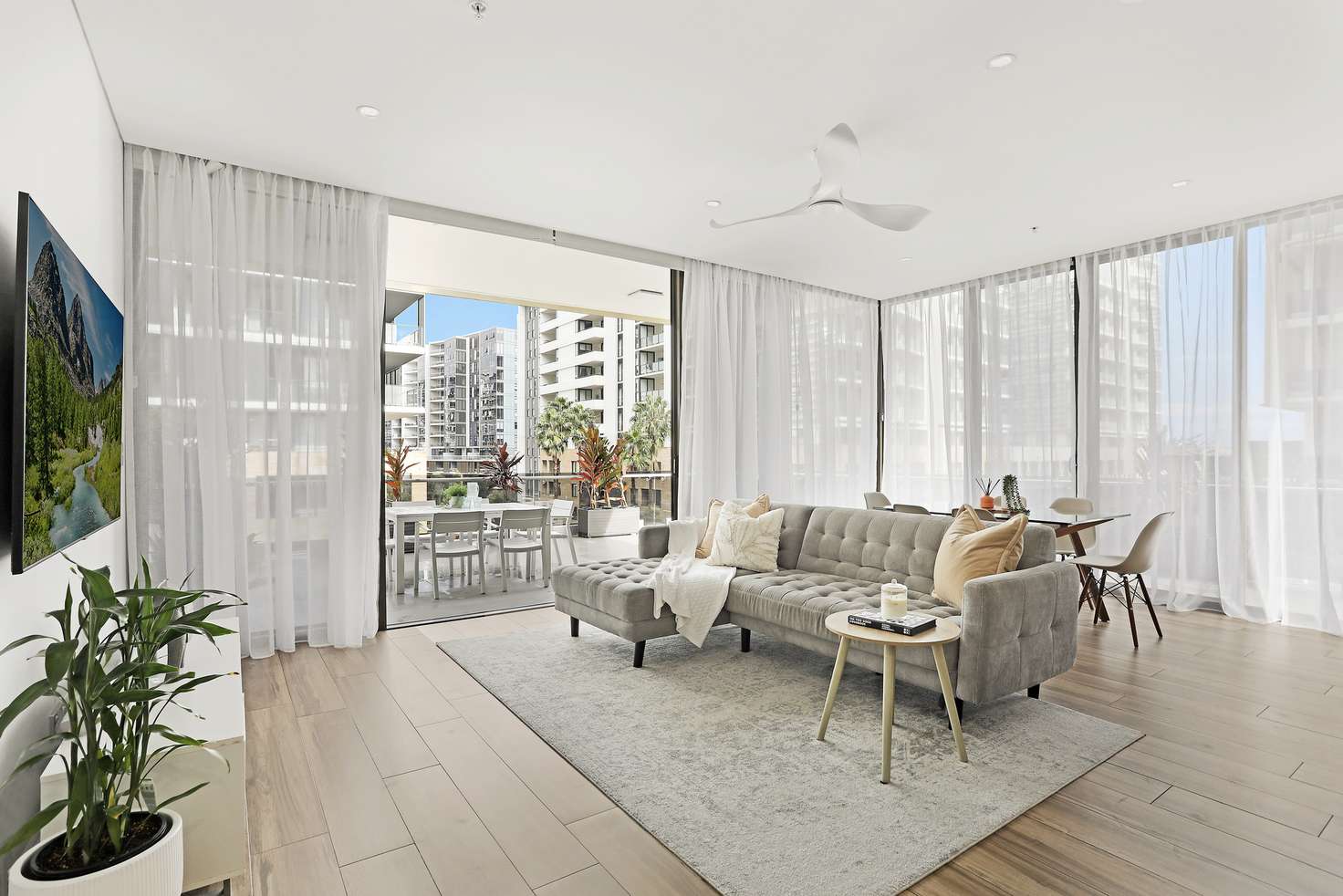 Main view of Homely apartment listing, 417/8 Galloway Street, Mascot NSW 2020