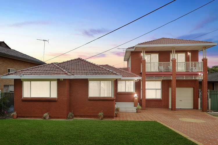 12 Ayres Crescent, Georges Hall NSW 2198