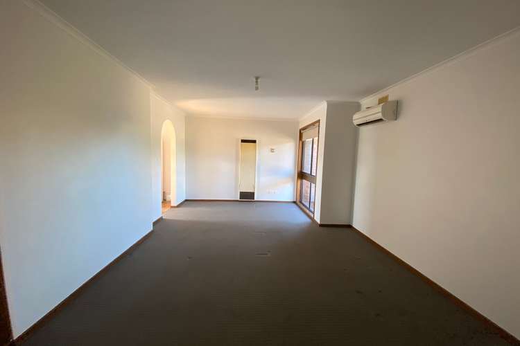 Second view of Homely unit listing, 2/24 Williams Road, Wangaratta VIC 3677