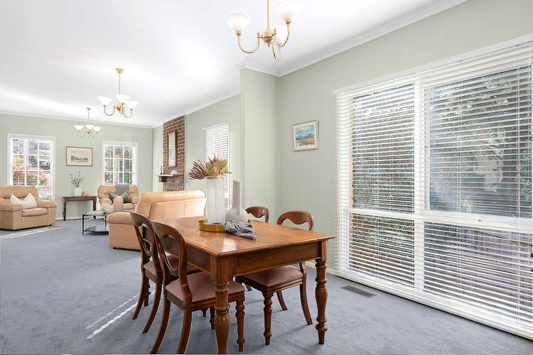 Third view of Homely house listing, 5 Jimba Court, Viewbank VIC 3084