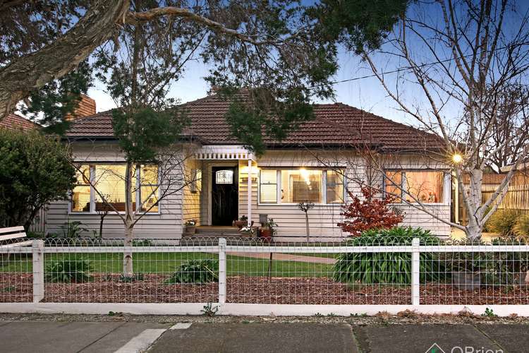 Main view of Homely house listing, 10 Acacia Avenue, Oakleigh South VIC 3167