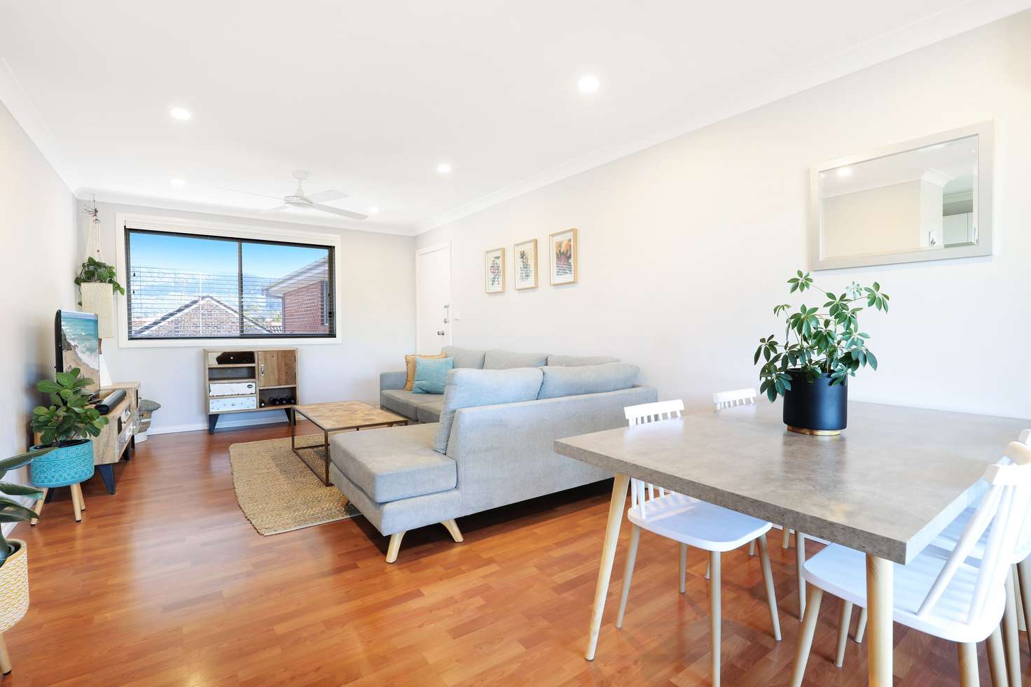 Main view of Homely unit listing, 8/24-26 Daisy Street, Fairy Meadow NSW 2519