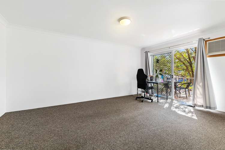 Fourth view of Homely unit listing, 2/11 Cannes Avenue, Surfers Paradise QLD 4217