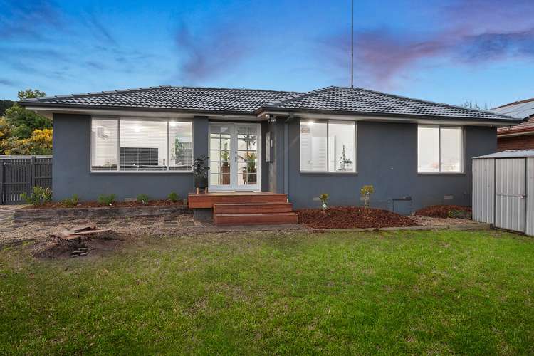 10 Millwood Avenue, Berwick VIC 3806