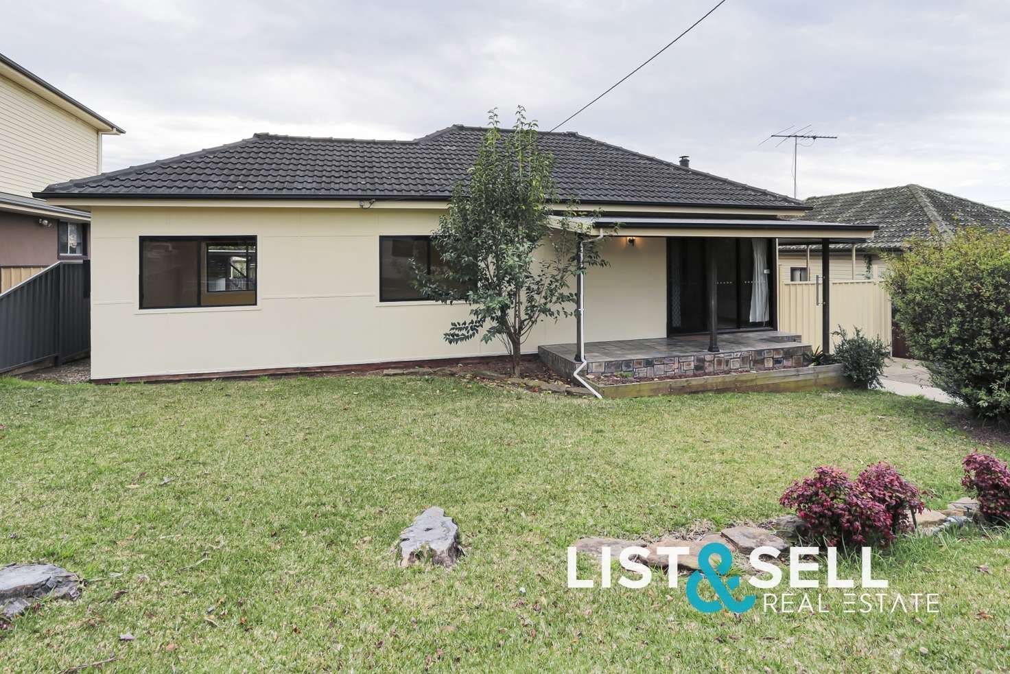 Main view of Homely house listing, 127 Waminda Avenue, Campbelltown NSW 2560