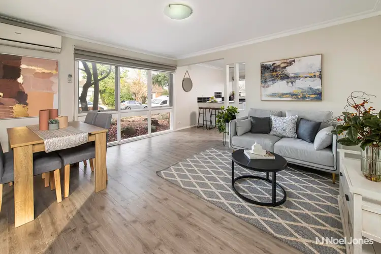 1/2 Arlington Street