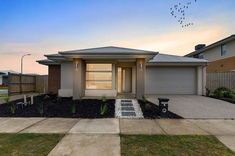 1 Sutil Drive, Clyde North VIC 3978