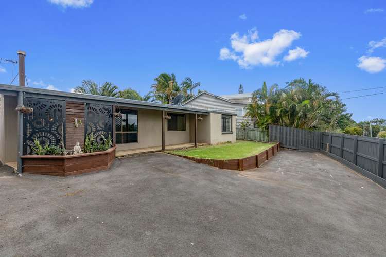 48 Avocado Crescent