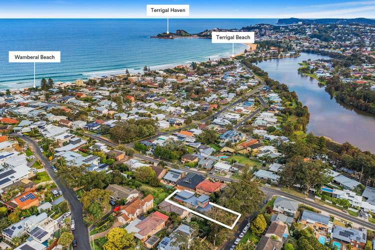 4 The Brow, Wamberal NSW 2260