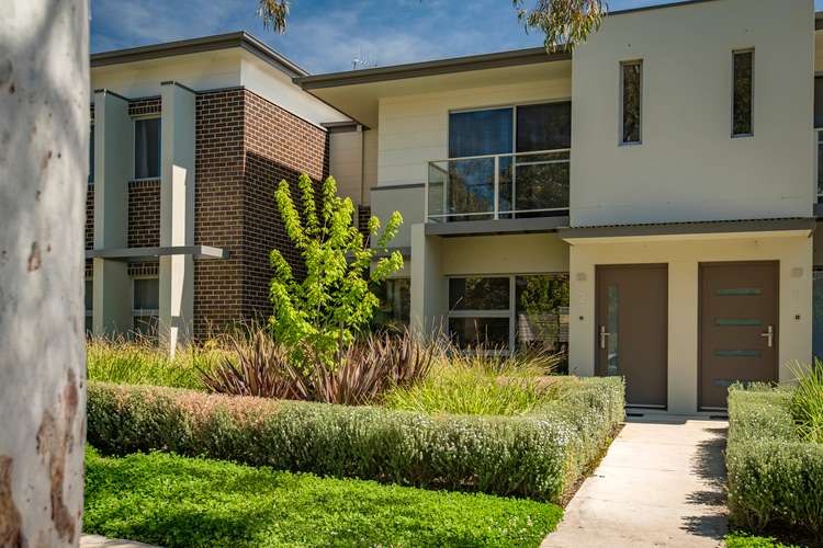 Main view of Homely townhouse listing, 2/101 Eggleston Crescent, Chifley ACT 2606