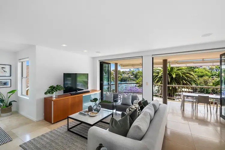 1/2 Mosman Street