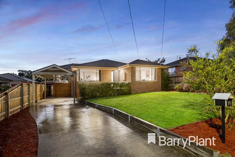 70 Bellara Drive, Mooroolbark VIC 3138