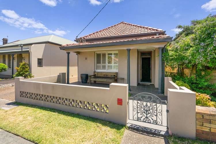 22 Veda Street, Hamilton NSW 2303