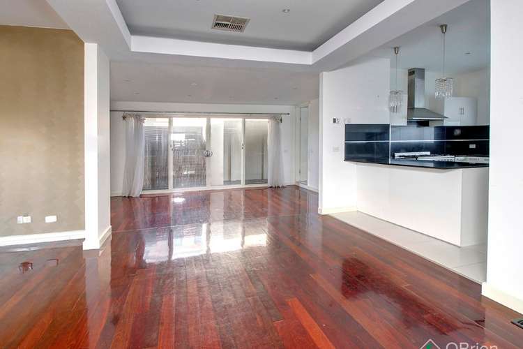 Second view of Homely unit listing, 1/10 Kent Street, Mornington VIC 3931