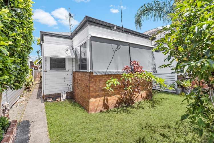 Main view of Homely house listing, 32 Dent Street, Islington NSW 2296