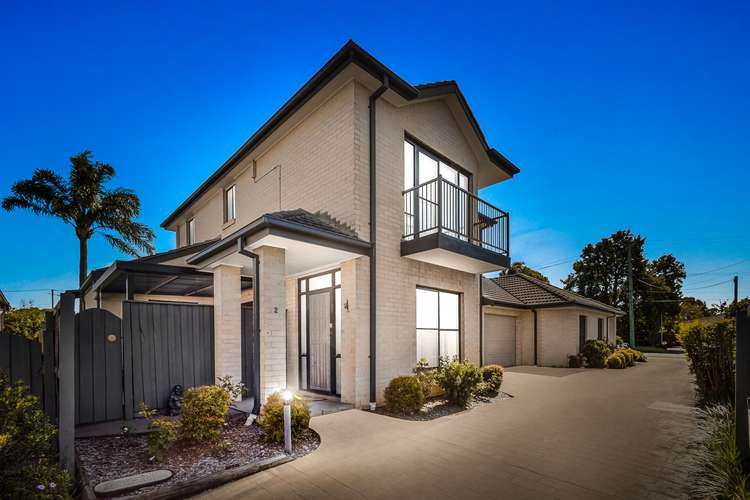 Main view of Homely townhouse listing, 2/6 Glen Street, Galston NSW 2159