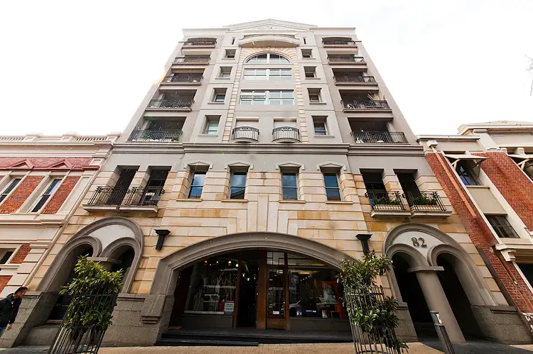 17/82 King Street
