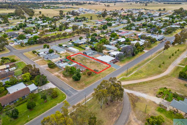 46 Hennessy Street, Tocumwal NSW 2714