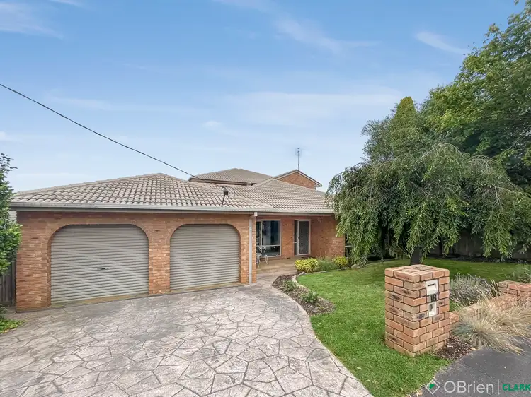 18 Waratah Drive