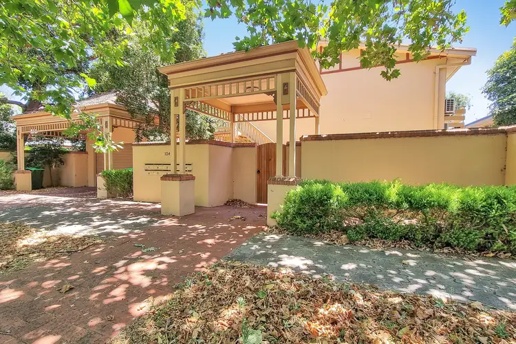 5/104 Sixth Avenue