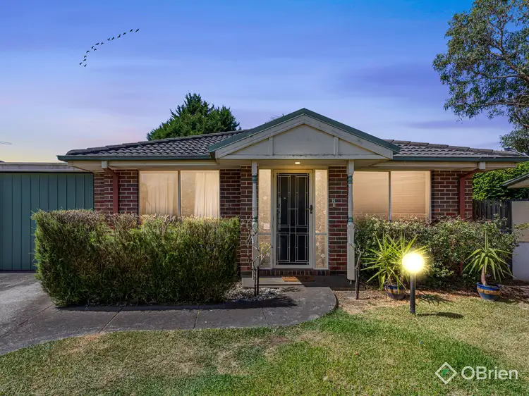 2/7-8 Harmon Close