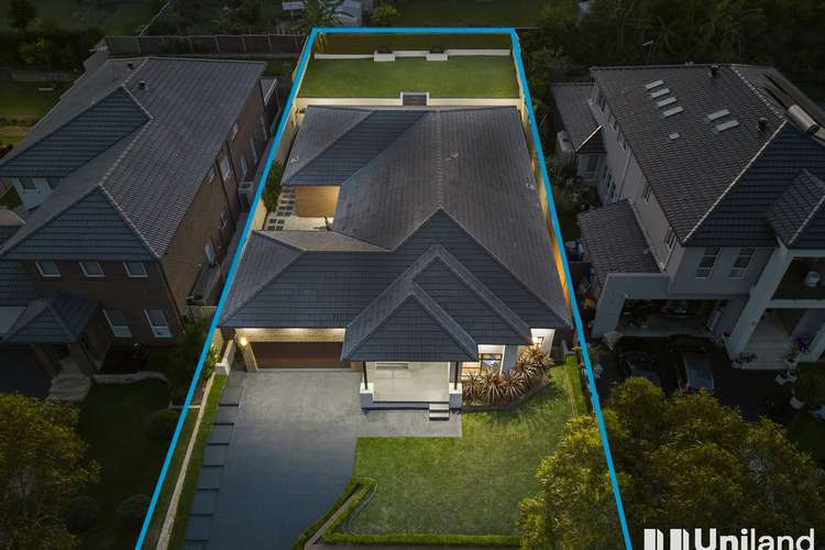 19 Appian Circuit, Baulkham Hills NSW 2153