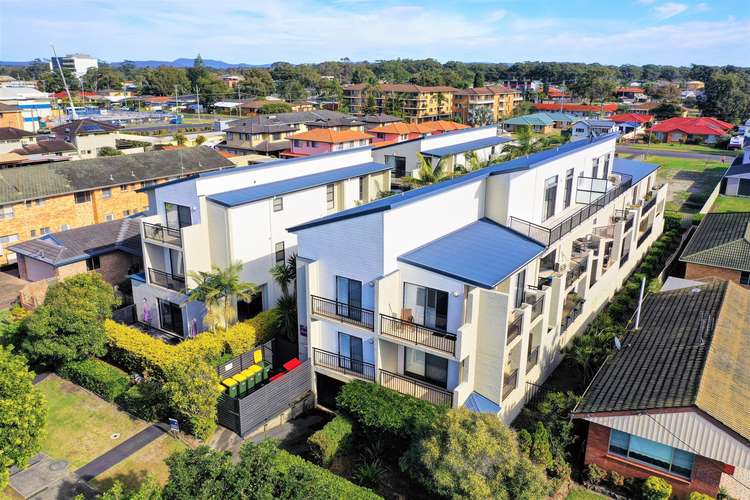 Main view of Homely unit listing, 10/60-62 Wharf Street, Tuncurry NSW 2428