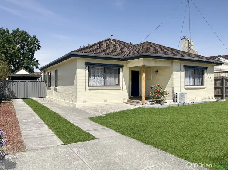 4 Wellington Street